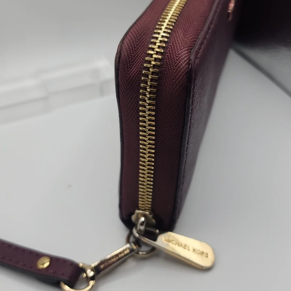 Michael Kors Large Continental Wallet Wristlet Leather, Bordeaux color Like New - Picture 5 of 11